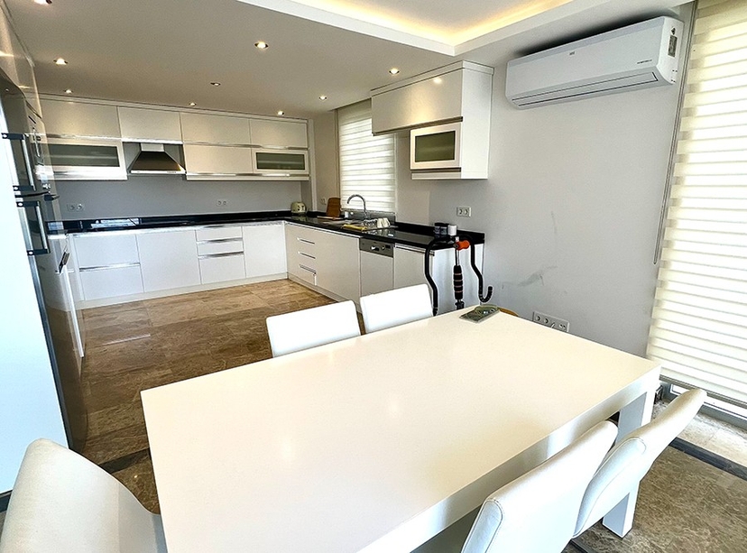 Stunning 5+1 Villa with Sea and Castle Views in Kargicak, Alanya