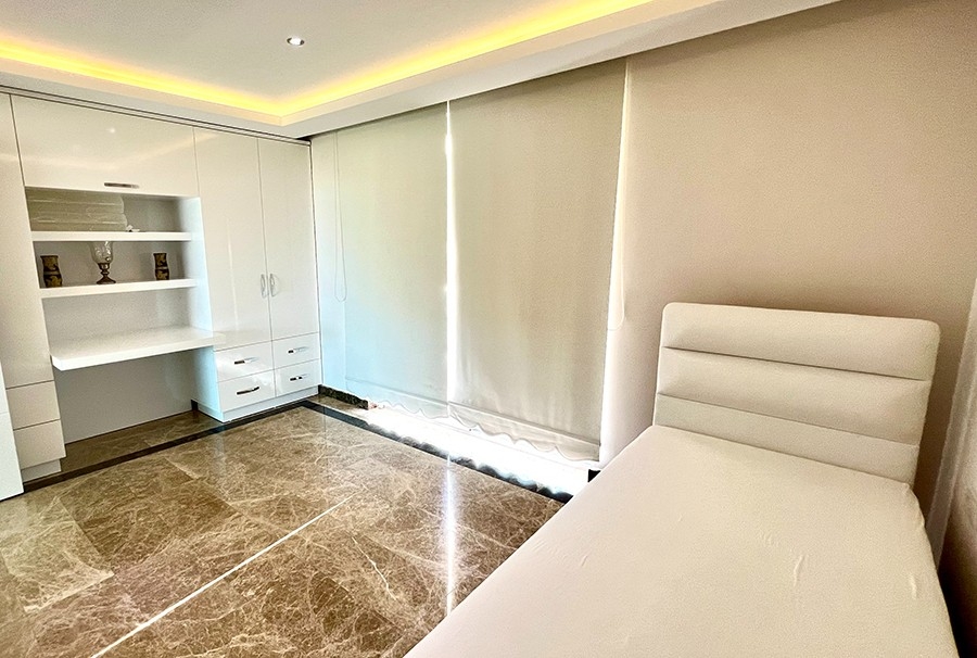 Stunning 5+1 Villa with Sea and Castle Views in Kargicak, Alanya