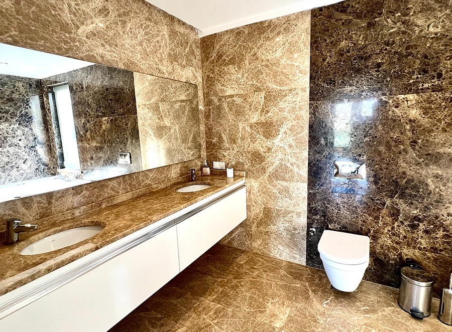 Stunning 5+1 Villa with Sea and Castle Views in Kargicak, Alanya