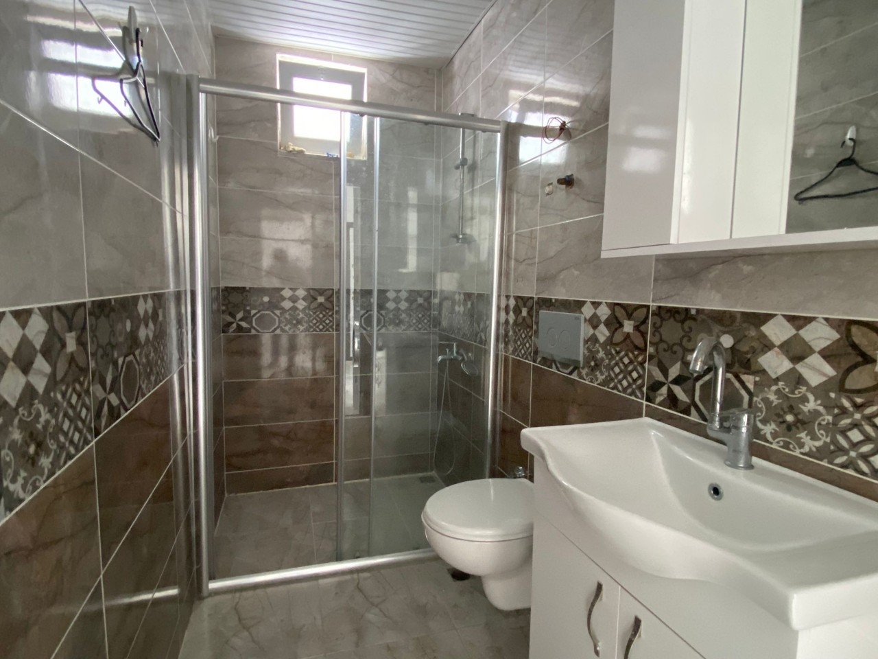 Ylellinen 1+1 Asunto Vuorinäköalalla Mahmutlarissa, Alanyassa