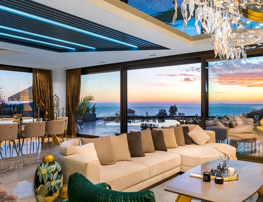 Luxury 3+1 Villa with Sea and Castle Views, Alanya - Bektas