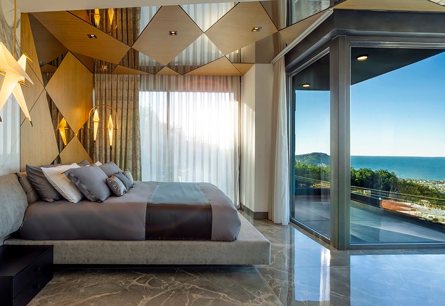 Luxury 3+1 Villa with Sea and Castle Views, Alanya - Bektas