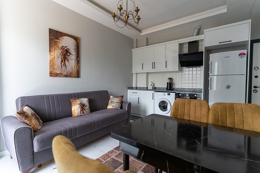 Ylellinen 1+1 huoneisto vuorinäköalalla, Alanya - Oba