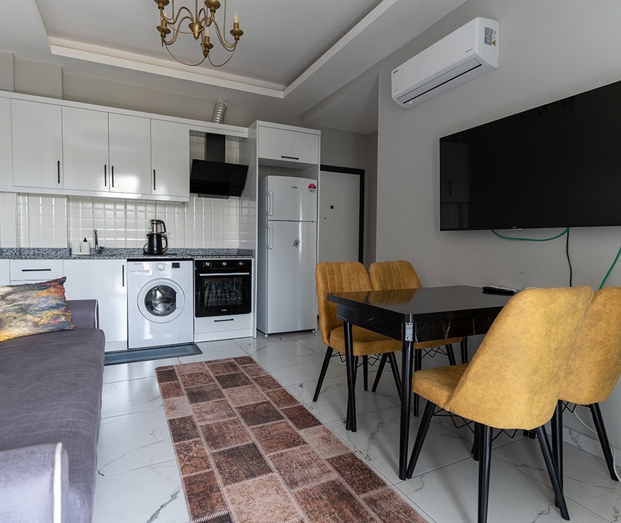 Ylellinen 1+1 huoneisto vuorinäköalalla, Alanya - Oba