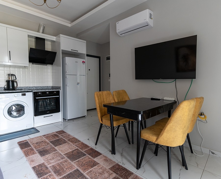 Ylellinen 1+1 huoneisto vuorinäköalalla, Alanya - Oba