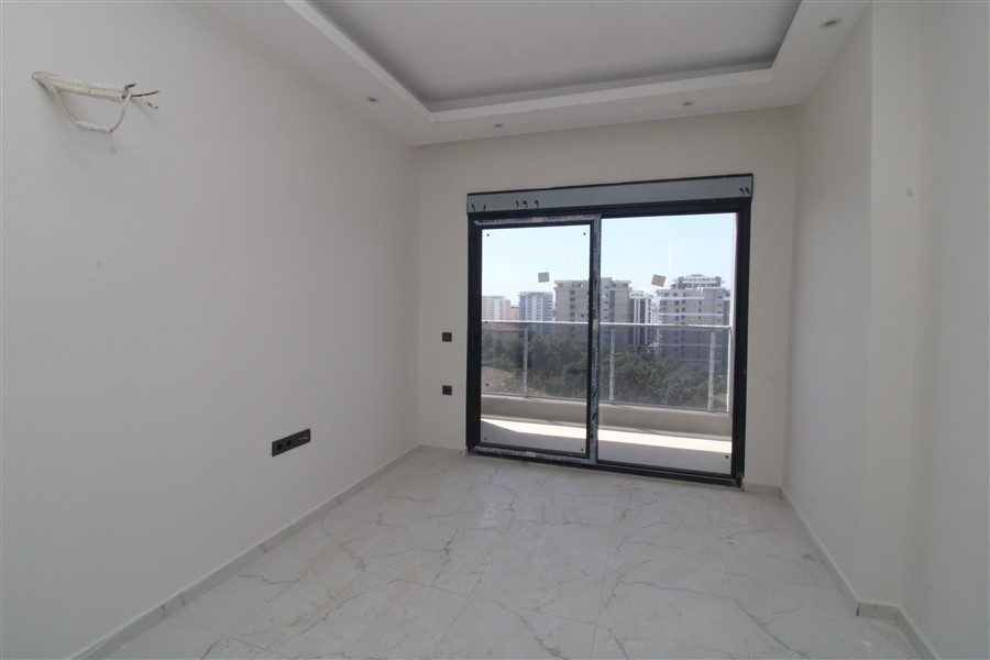 Luxury 1+1 Apartment with Mountain Views, Alanya - Mahmutlar