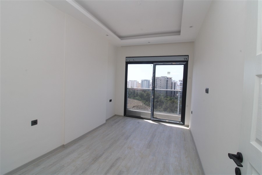 Luxury 1+1 Apartment with Mountain Views, Alanya - Mahmutlar