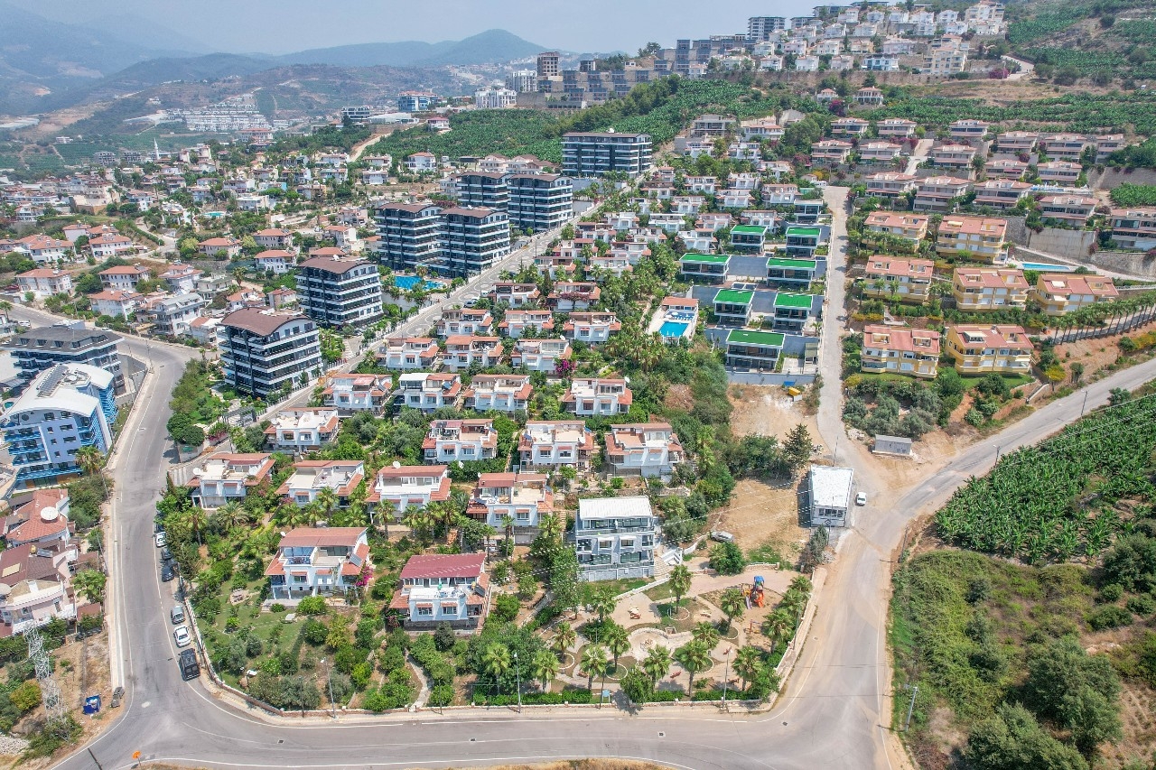 Luxurious Mountain View Villa in Kargicak, Alanya