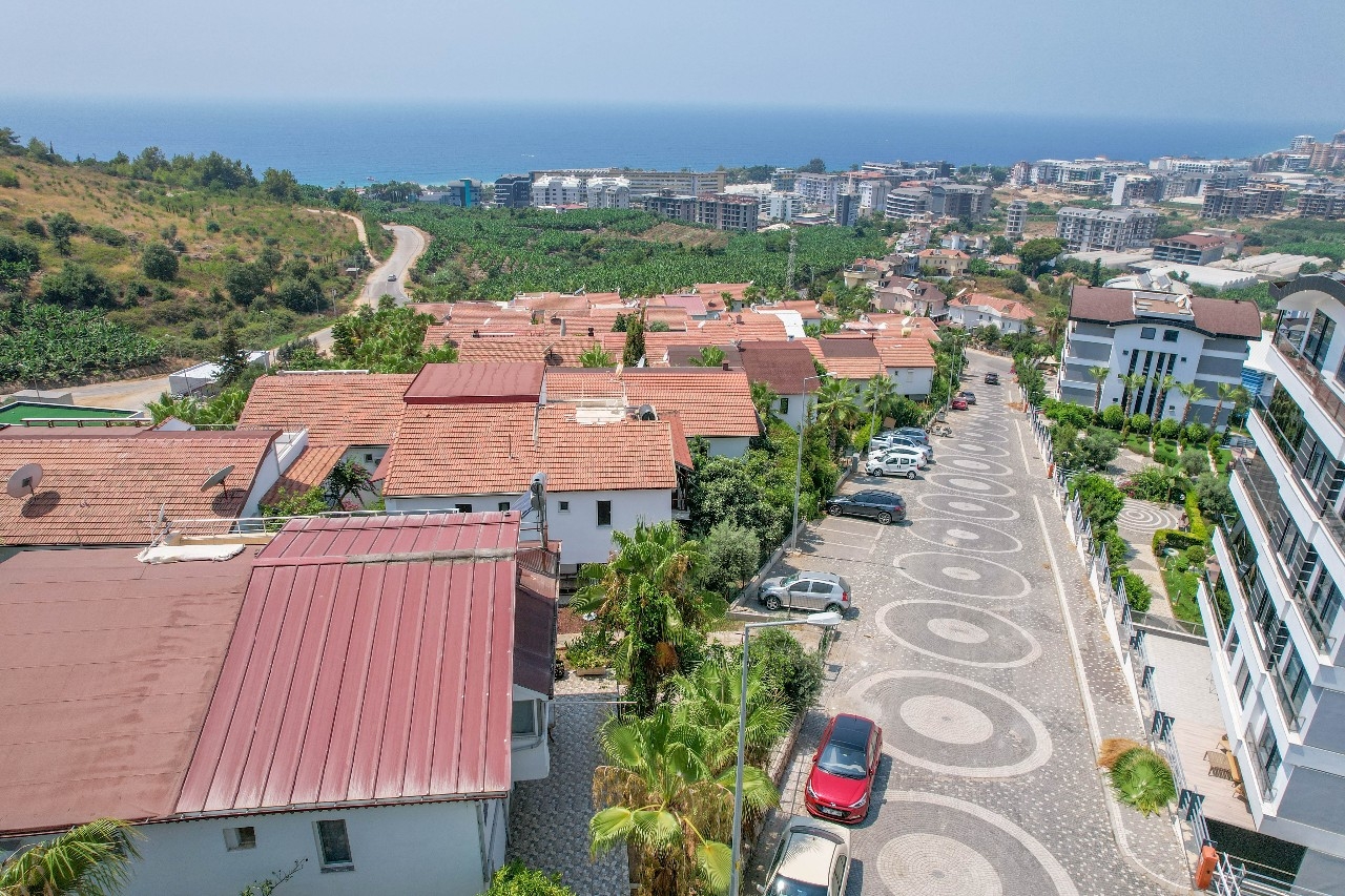 Luxurious Mountain View Villa in Kargicak, Alanya