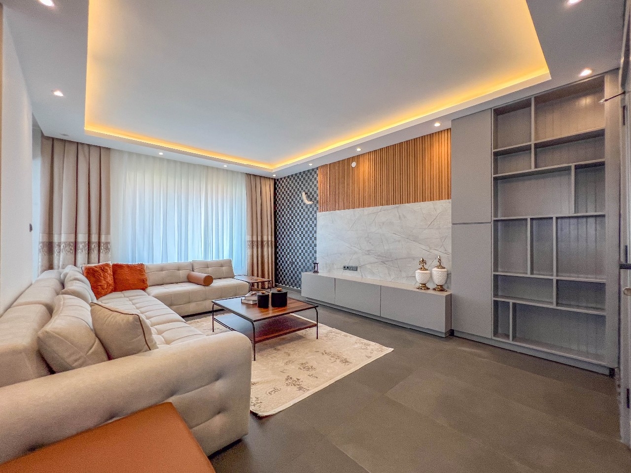 Luxurious Mountain View Villa in Kargicak, Alanya