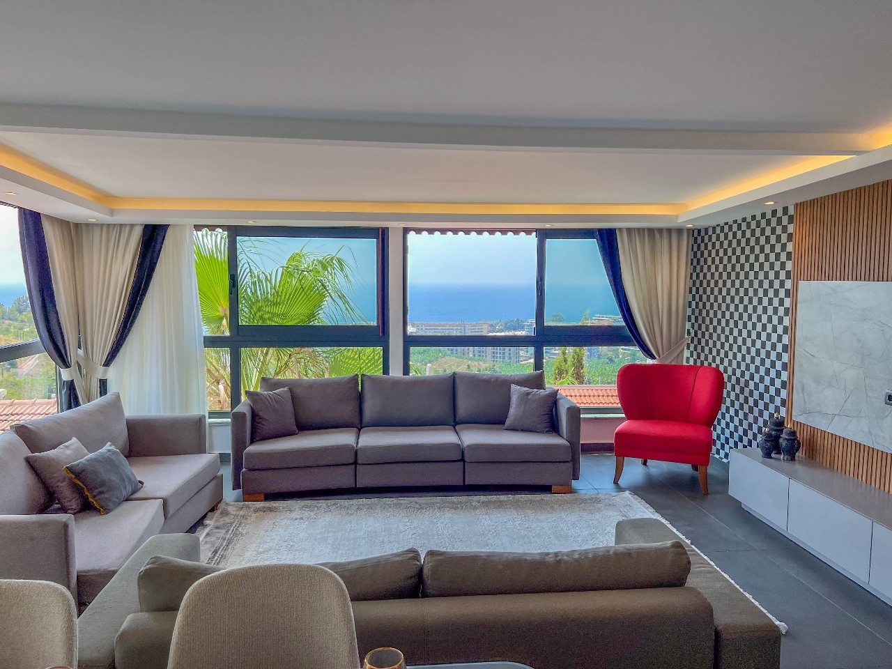 Luxurious Mountain View Villa in Kargicak, Alanya