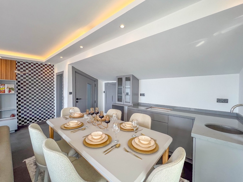 Luxurious Mountain View Villa in Kargicak, Alanya