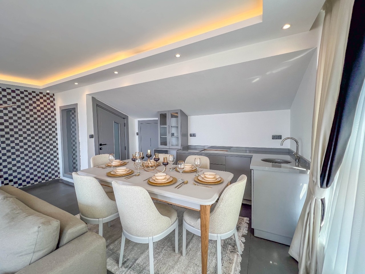Luxurious Mountain View Villa in Kargicak, Alanya