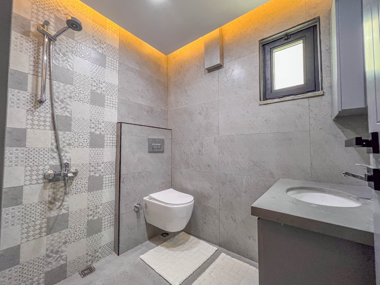 Luxurious Mountain View Villa in Kargicak, Alanya