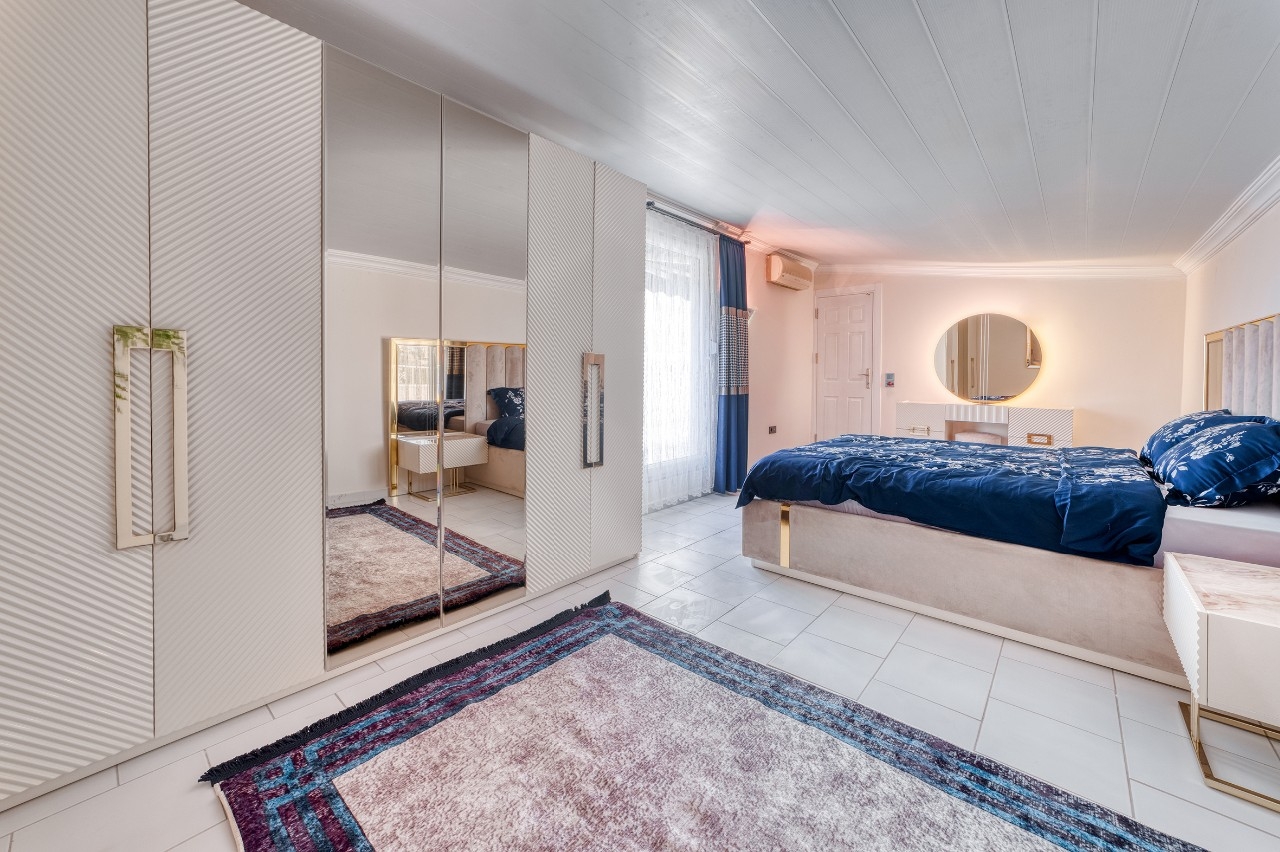 Luksuriøs 5+1 Bjergudsigt Villa i Turkler, Alanya