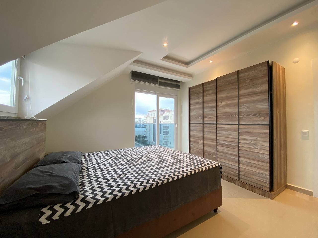 Luxuriöses 3+1 Penthouse mit Bergblick in Avsallar, Alanya
