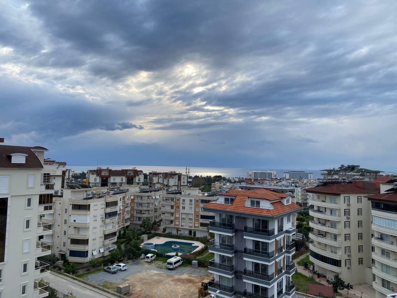 Luxuriöses 3+1 Penthouse mit Bergblick in Avsallar, Alanya