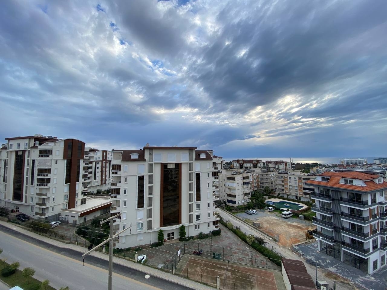 Luxuriöses 3+1 Penthouse mit Bergblick in Avsallar, Alanya
