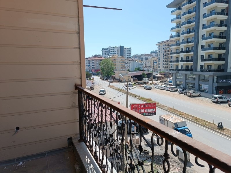 Luxury 1+1 Apartment with Mountain Views in Alanya, Mahmutlar