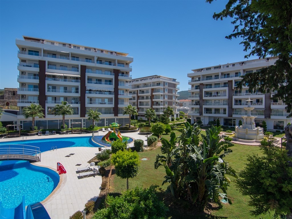 Luksuriøs 2+1 leilighet med fjellutsikt i Demirtas, Alanya