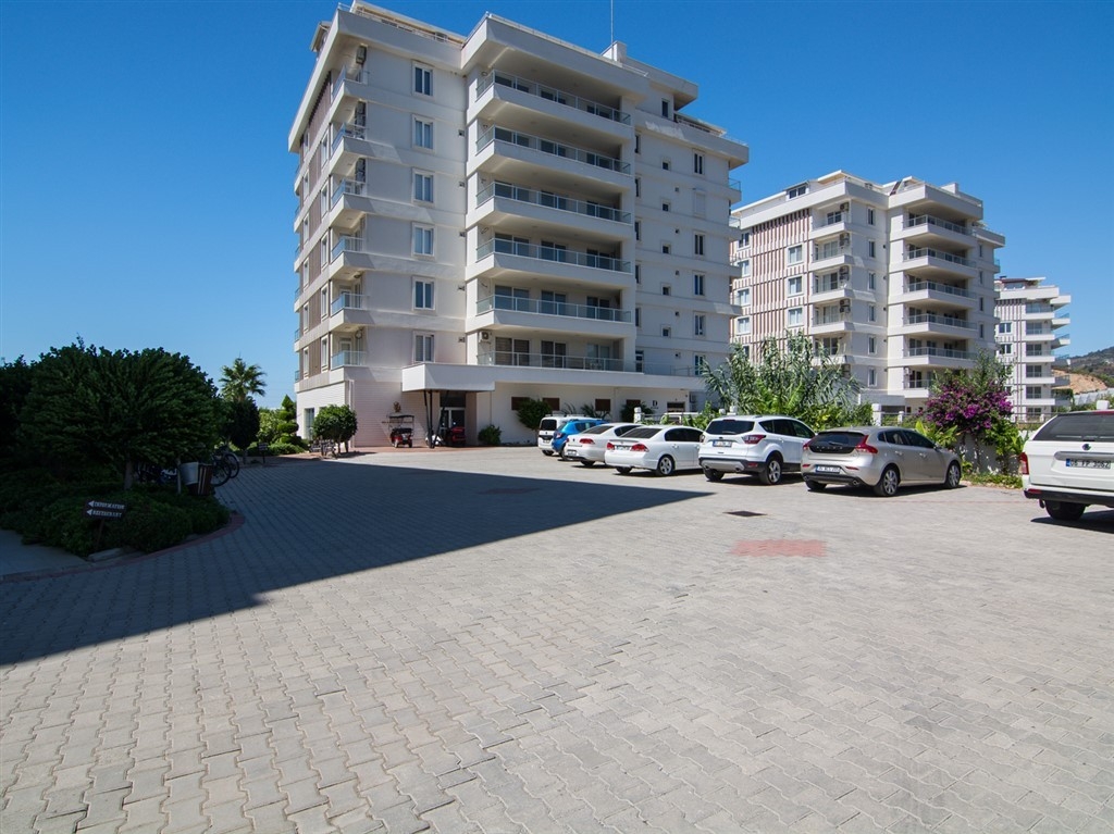 Luksuriøs 2+1 leilighet med fjellutsikt i Demirtas, Alanya