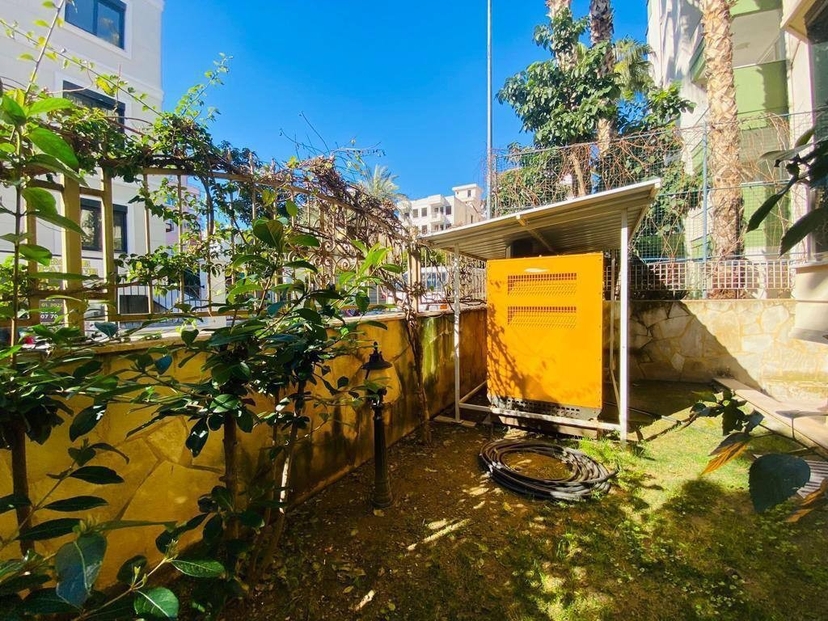 Luxuriöses 1+1 Apartment mit Bergblick im Zentrum von Alanya