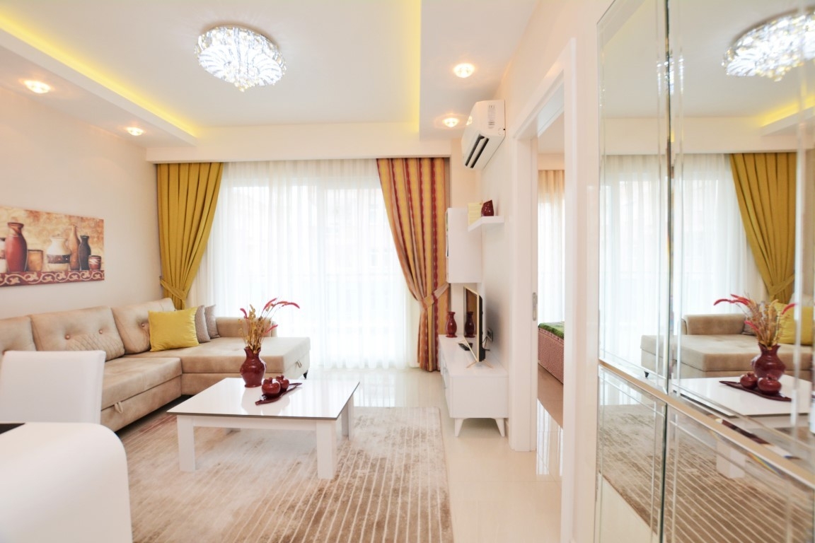 Luxury 1+1 Apartment with Sea and Mountain Views, Alanya Mahmutlar