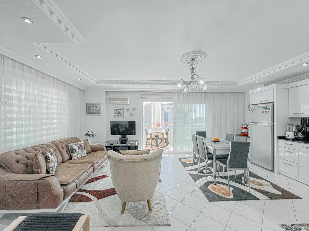 Luxury 2+1 Apartment with Sea and Mountain Views in Mahmutlar, Alanya