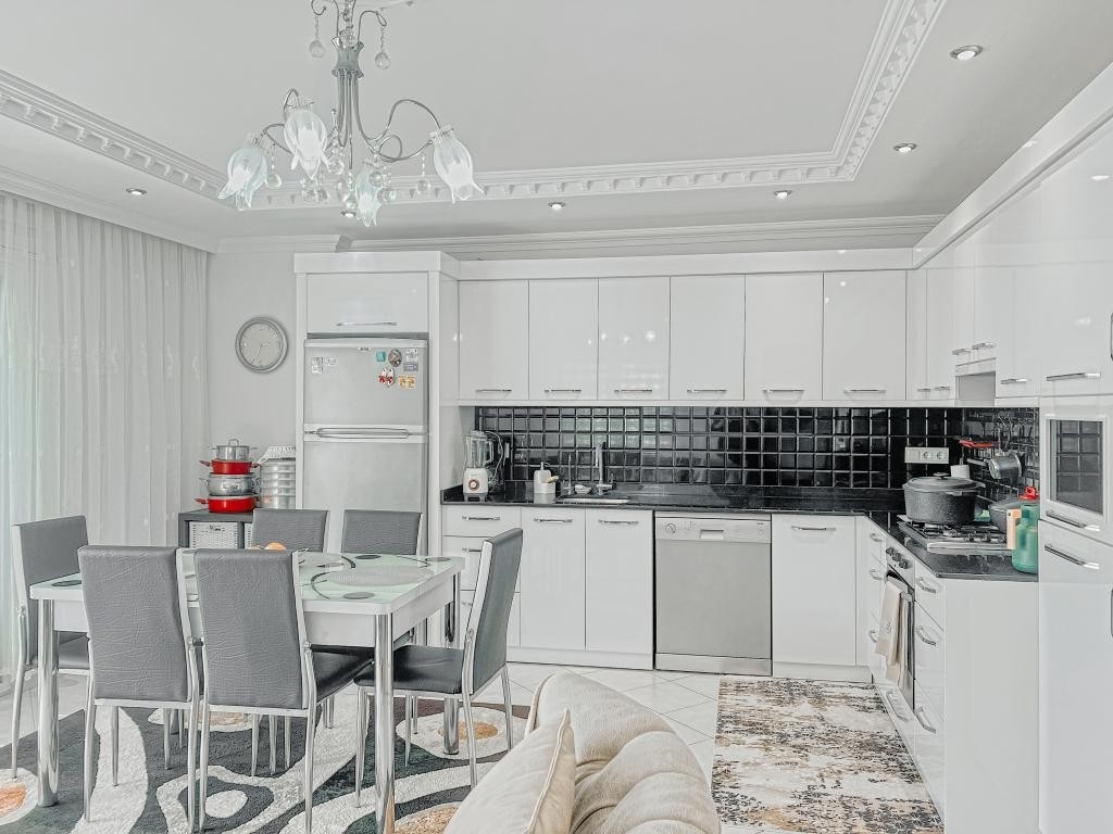 Luxury 2+1 Apartment with Sea and Mountain Views in Mahmutlar, Alanya