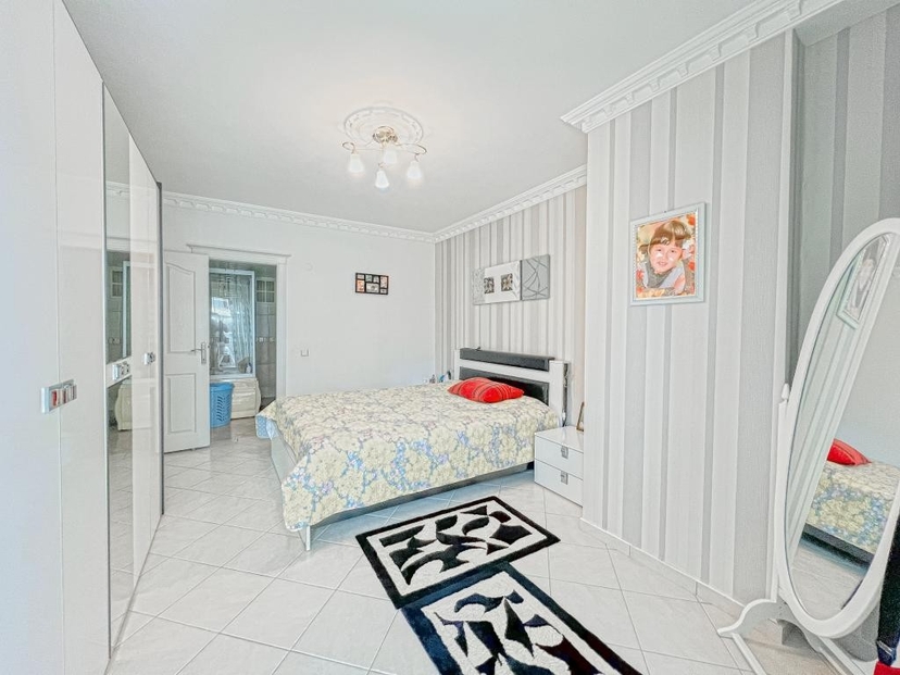 Luxury 2+1 Apartment with Sea and Mountain Views in Mahmutlar, Alanya