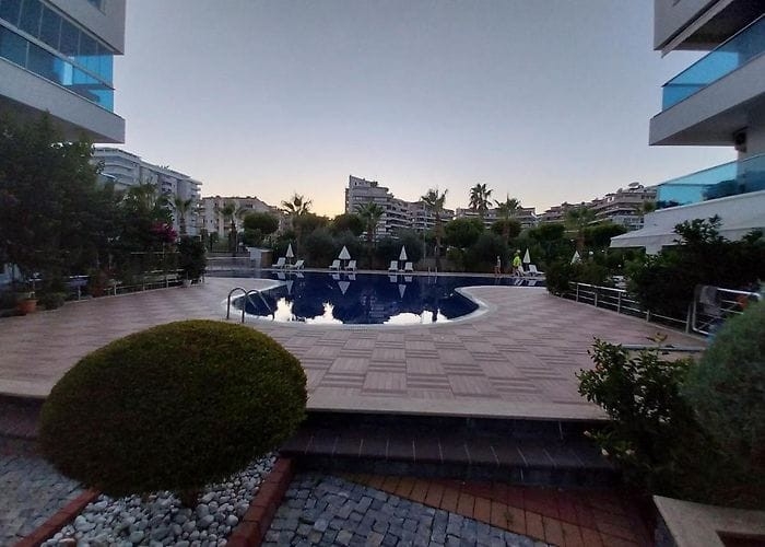 Ylellinen 1+1 huoneisto vuorinäköalalla, Alanya-Kestel