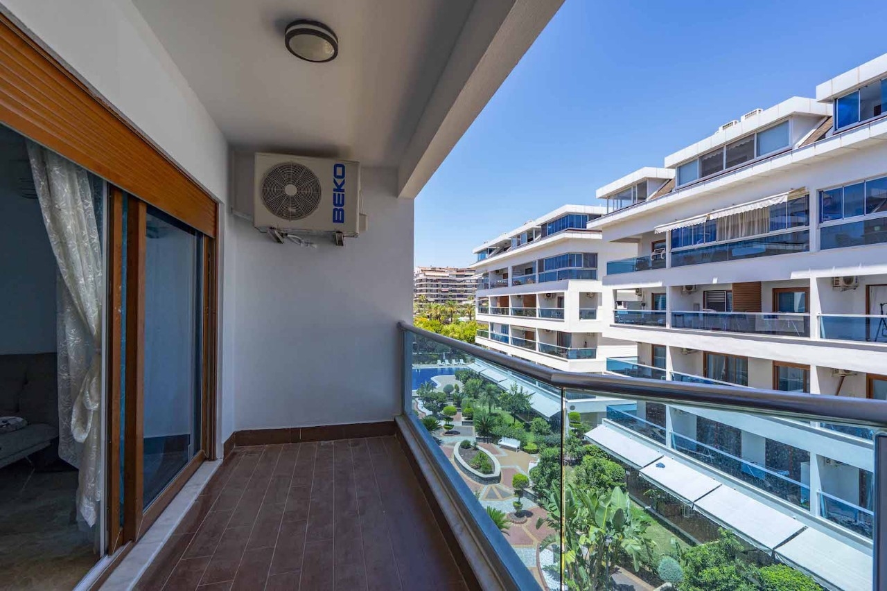 Ylellinen 1+1 huoneisto vuorinäköalalla, Alanya-Kestel