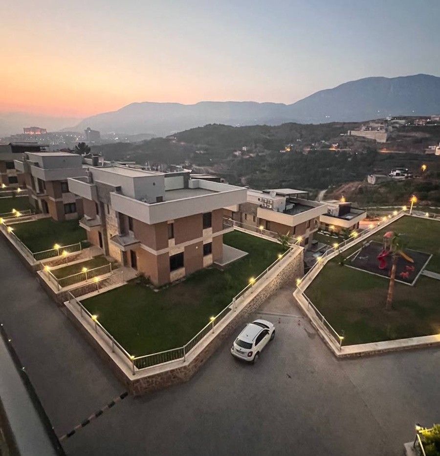Luxury 4+1 Mountain View Villa in Kargicak, Alanya
