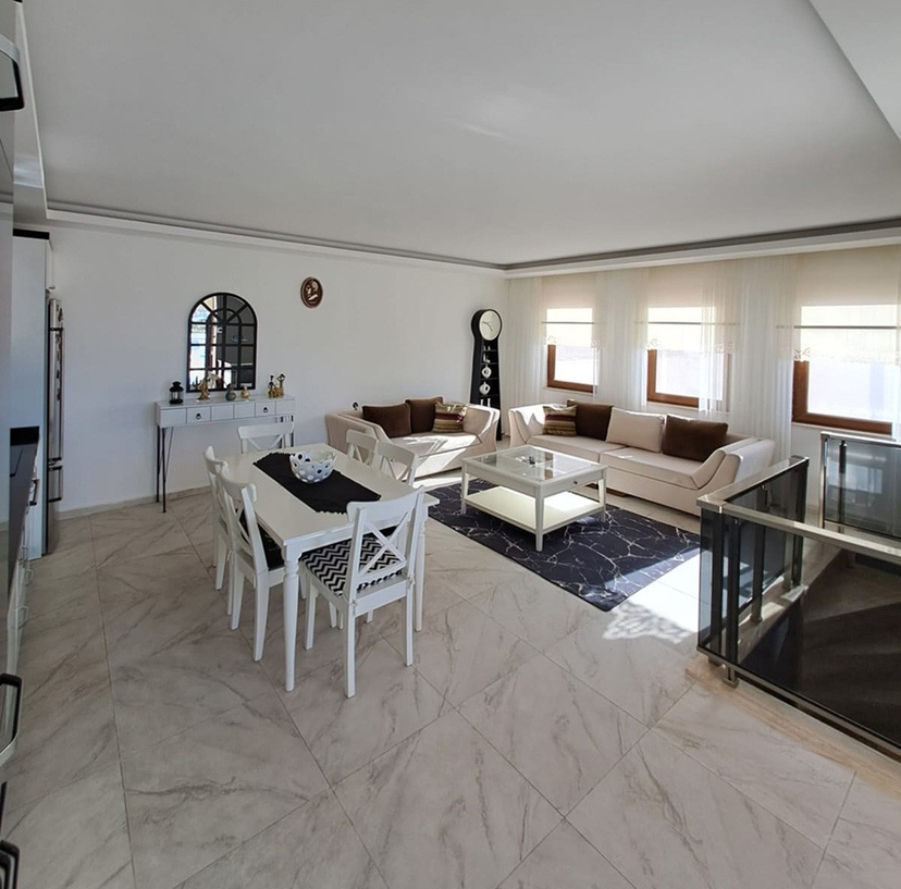 Luxury 2+1 Apartment with Mountain View in Kargicak, Alanya