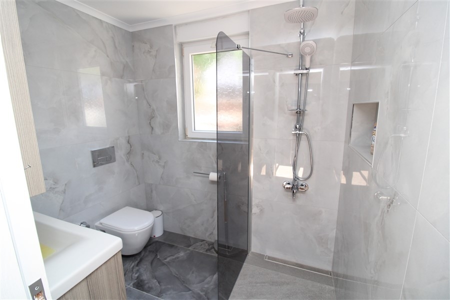 Luksuriøs 3+1 Villa med Sjø- og Fjellutsikt i Kargicak, Alanya