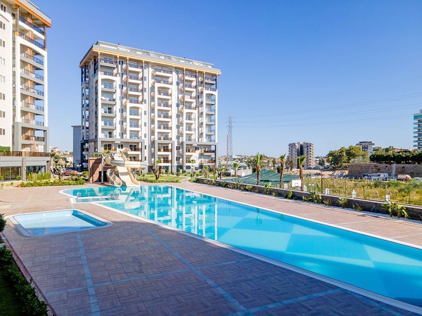 Luxuriöses 1+1 Apartment mit Bergblick in Avsallar, Alanya
