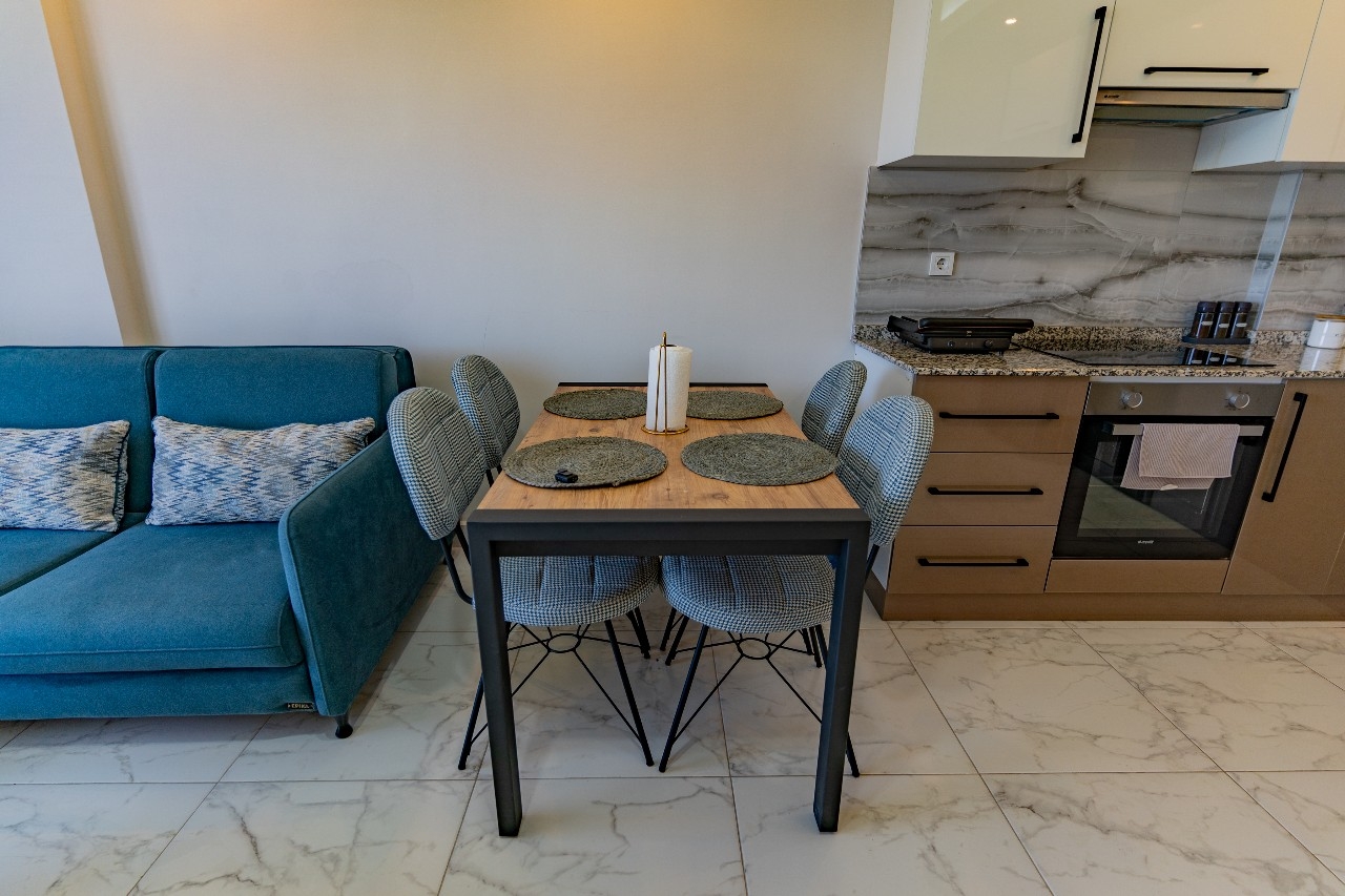 Luxuriöses 1+1 Apartment mit Bergblick in Avsallar, Alanya