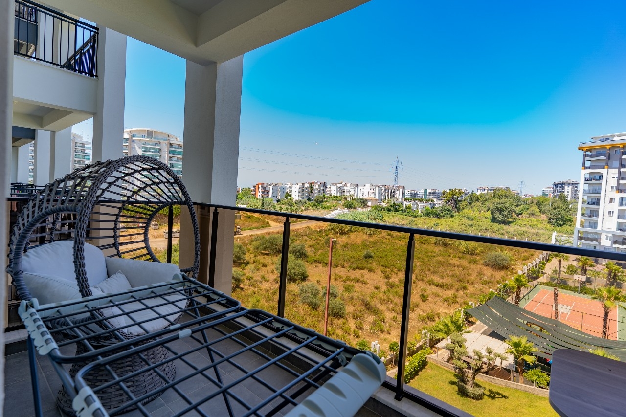 Luxuriöses 1+1 Apartment mit Bergblick in Avsallar, Alanya