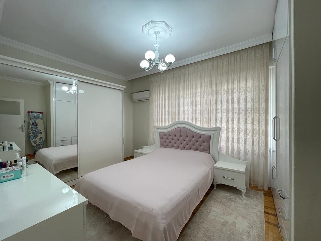 Bergblick 2+1 Wohnung im Zentrum von Alanya