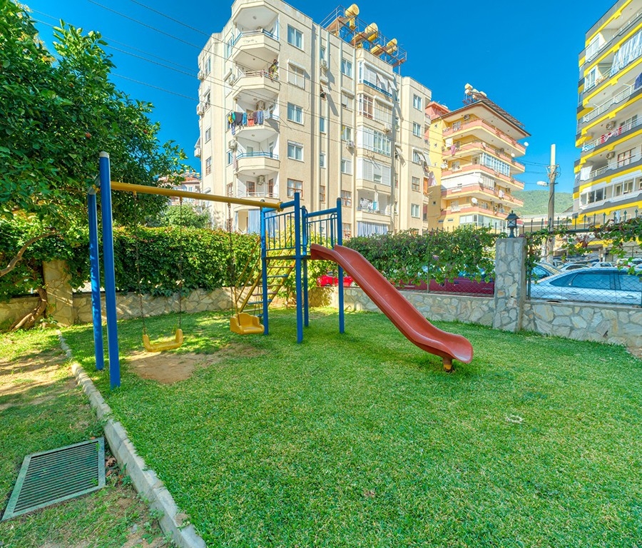 Modern 2+1 Apartment with Mountain View in Alanya Center