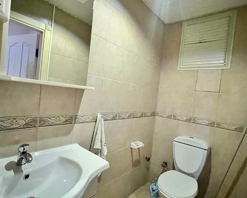 Modern 2+1 Apartment with Mountain View in Alanya Center