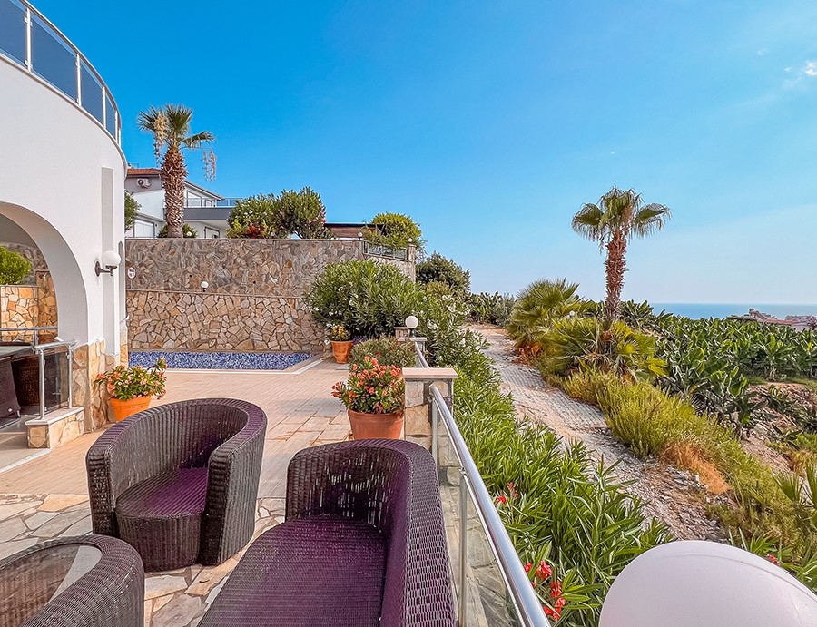 Ylellinen 3+1 Huvila upealla näköalalla, Alanya - Kargicak
