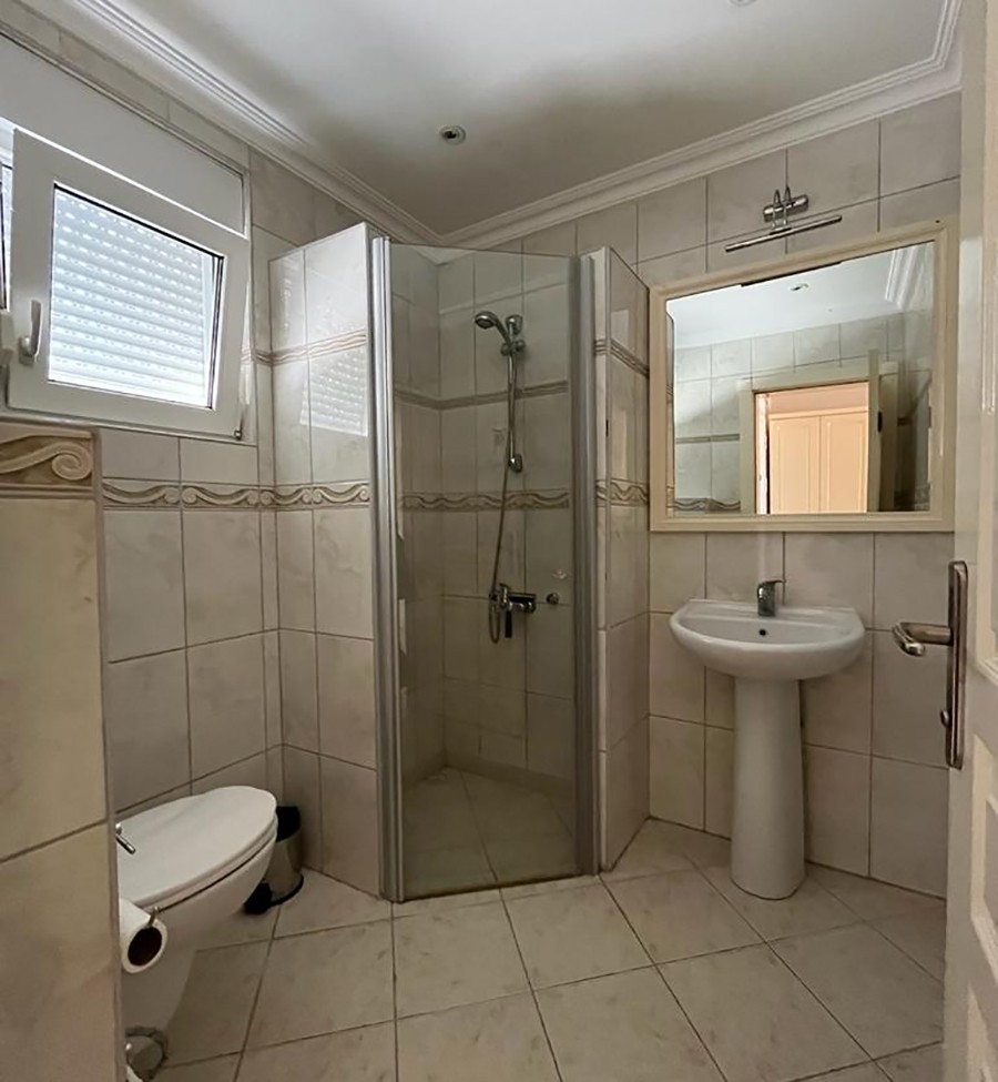 Lyxig 3+1 Villa med Fantastiskt Hav och Bergsutsikt i Mahmutlar, Alanya