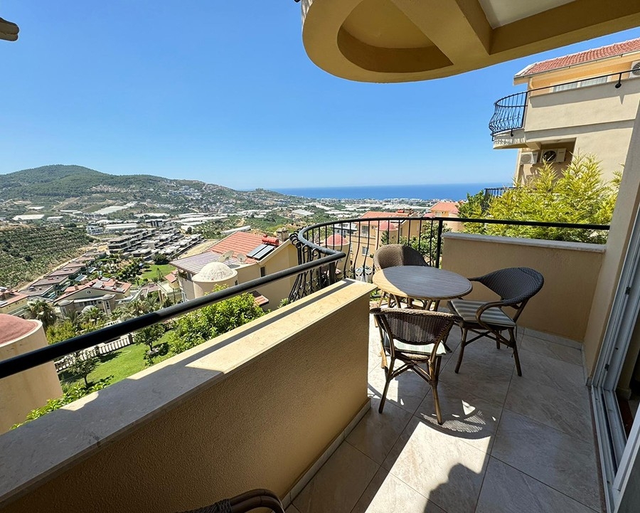 Lyxig 2+1 lägenhet med havs- och bergsutsikt, Alanya - Kargicak