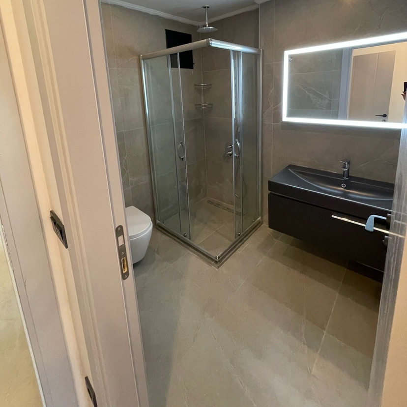 Luxurious Mountain View 2+1 Apartment in Side Center