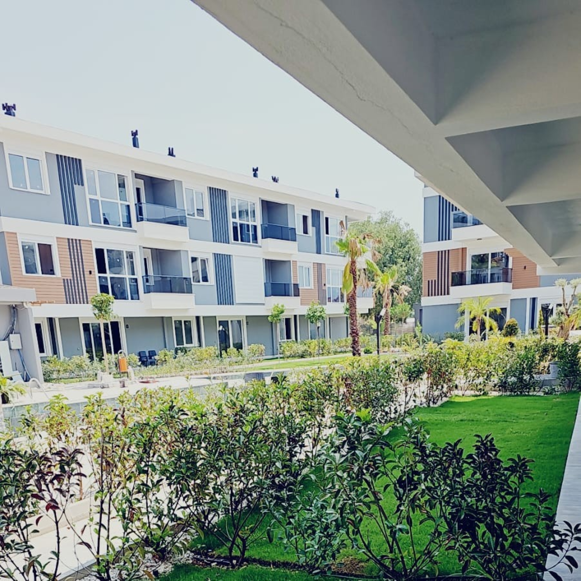 Luxuriöses 1+1 Apartment mit Pool und Fitness in Evrenseki