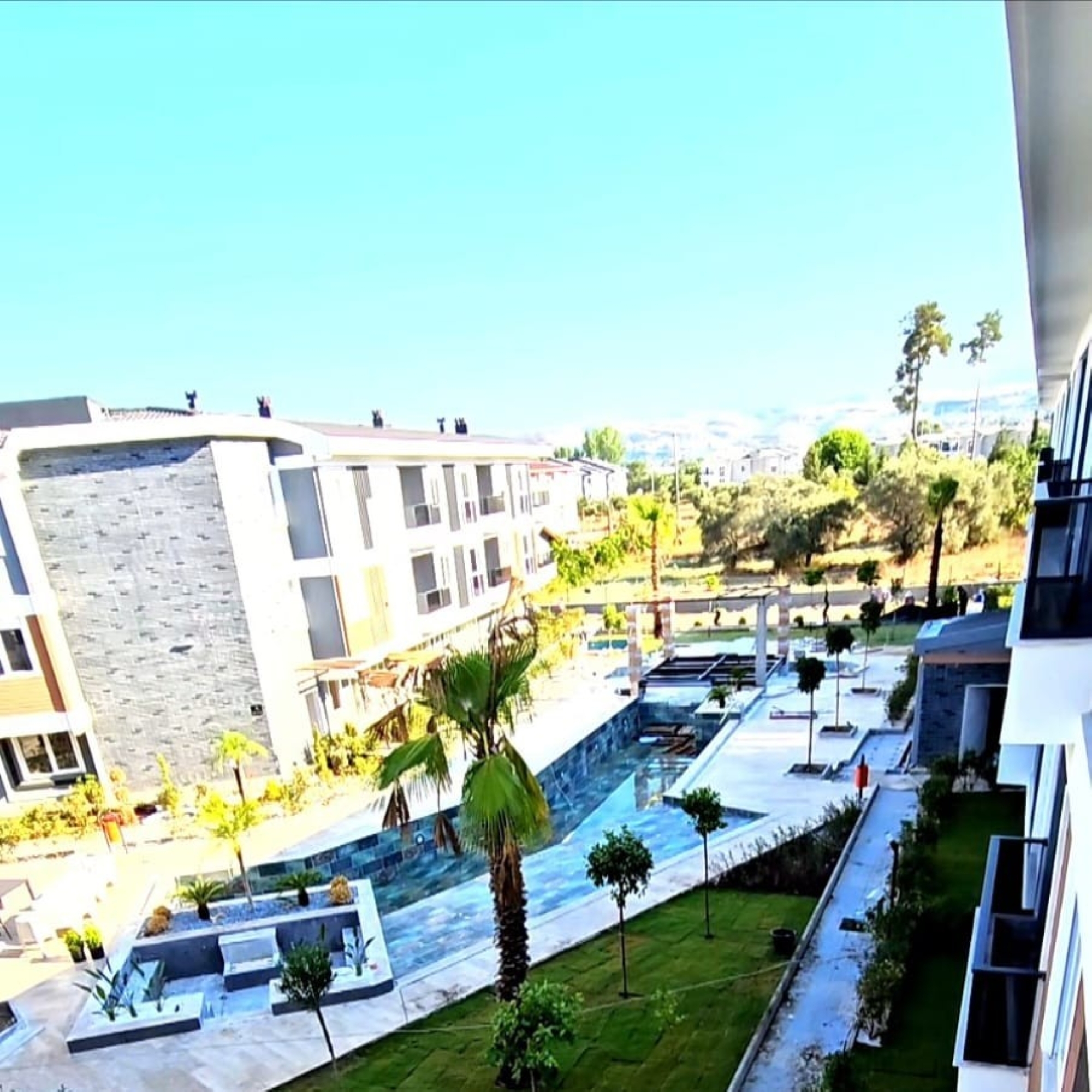 Luxuriöses 1+1 Apartment mit Pool und Fitness in Evrenseki