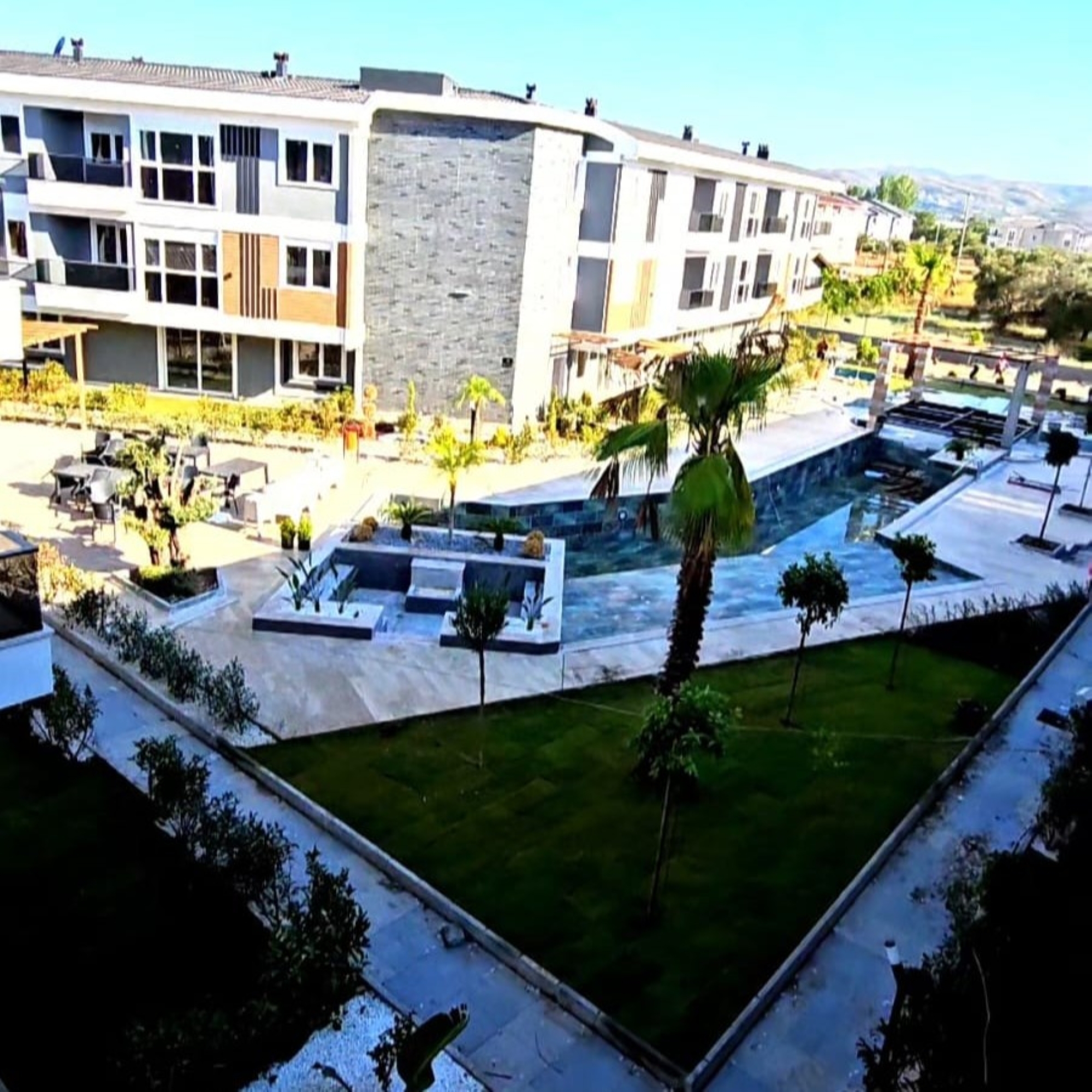 Luxuriöses 1+1 Apartment mit Pool und Fitness in Evrenseki