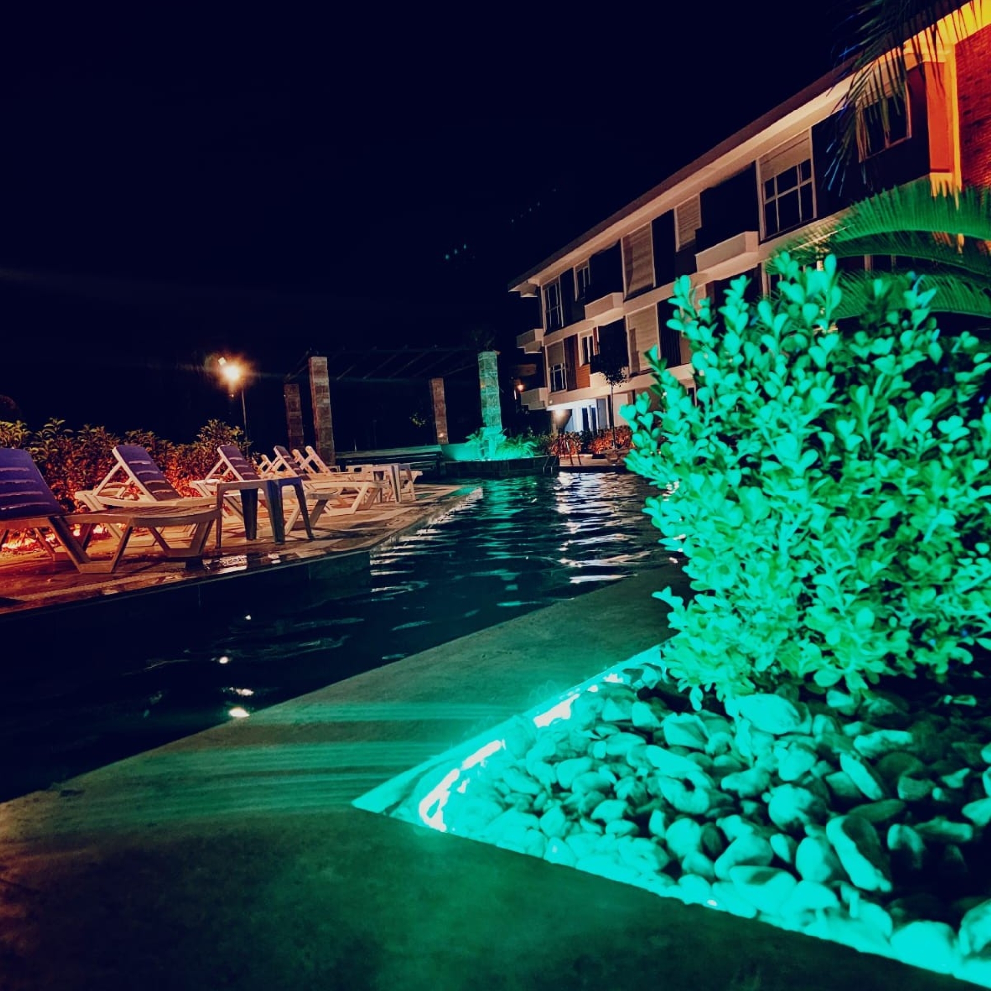Luxuriöses 1+1 Apartment mit Pool und Fitness in Evrenseki