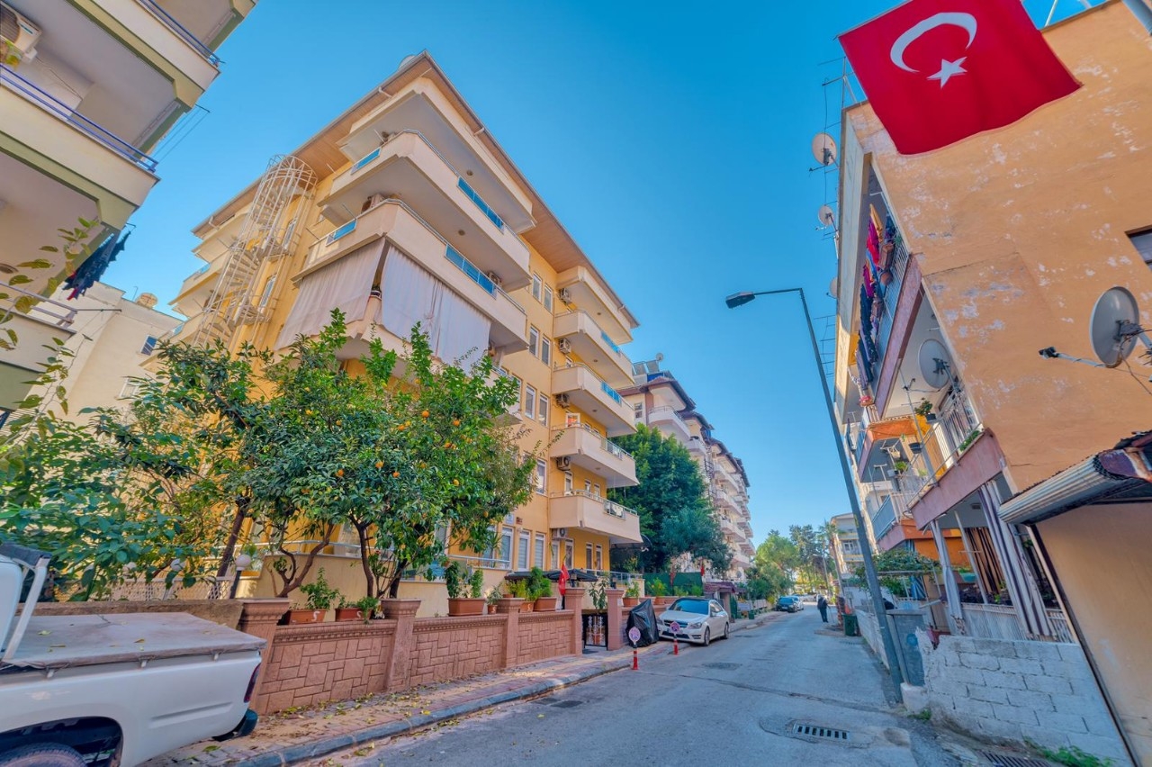 Bjergudsigt 1+1 Lejlighed i Alanya Bycenter